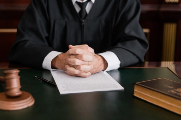 REMOÇÃO DE PROCESSOS JUDICIAIS