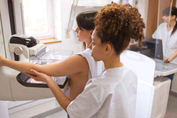 A prevenção do câncer de mama é um cuidado essencial com a qualidade de vida, tema que Vinicius Tadeu Sattin Rodrigues destaca como prioridade para uma vida mais saudável.